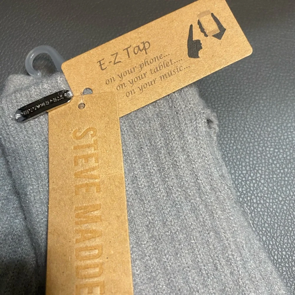 NWT Ear Warmers and Glove Set